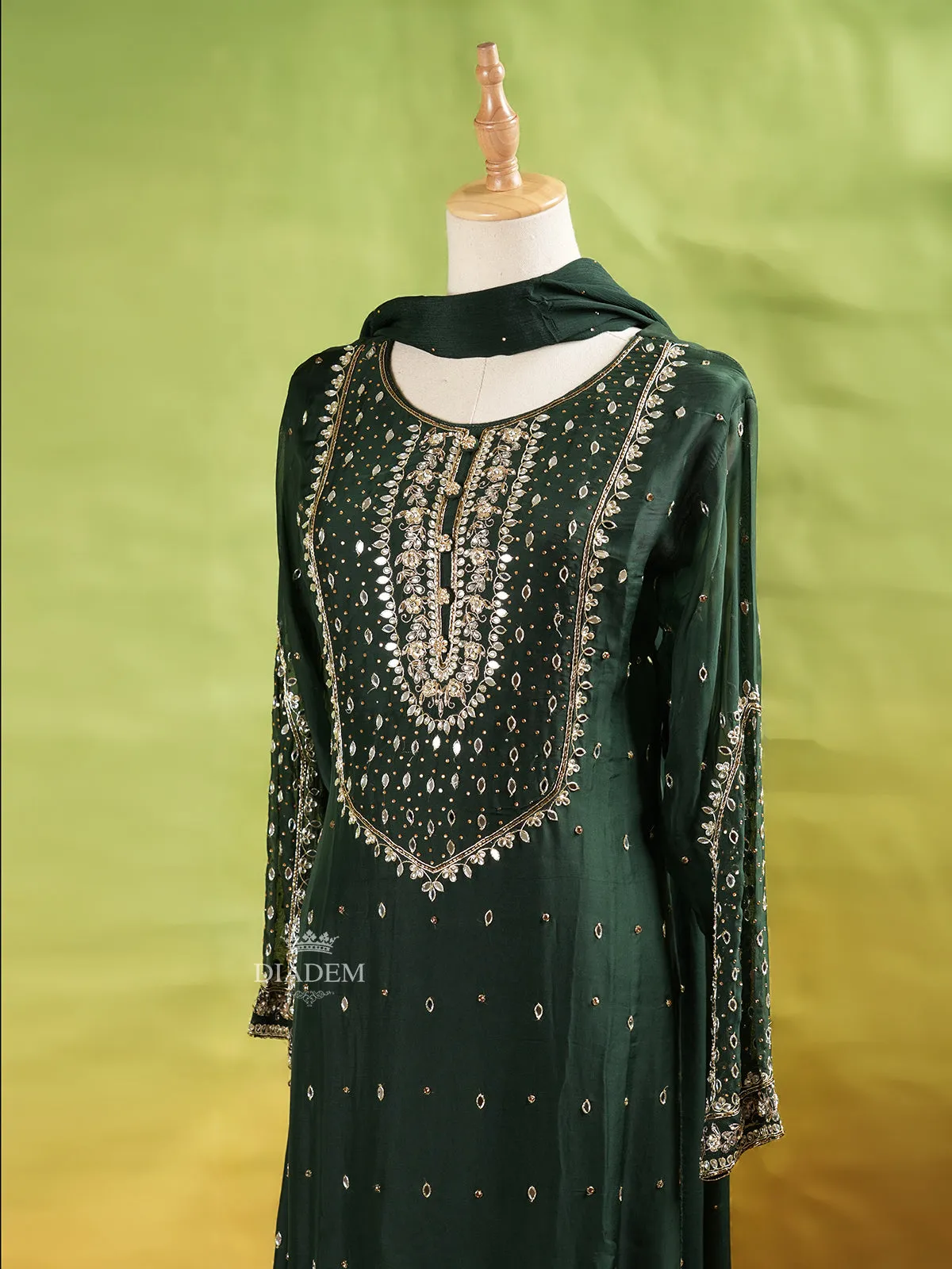 Dark Green Straight Cut Salwar Suit Adorned with Floral Embroidery, With Dupatta and Full Sleeve