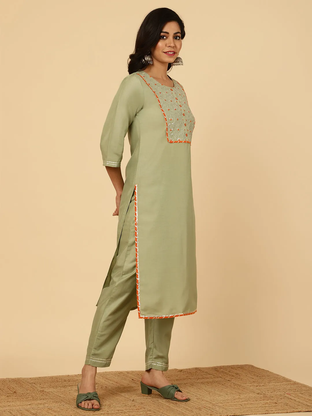 Green Embroidered Straight Kurta With Pants And Dupatta