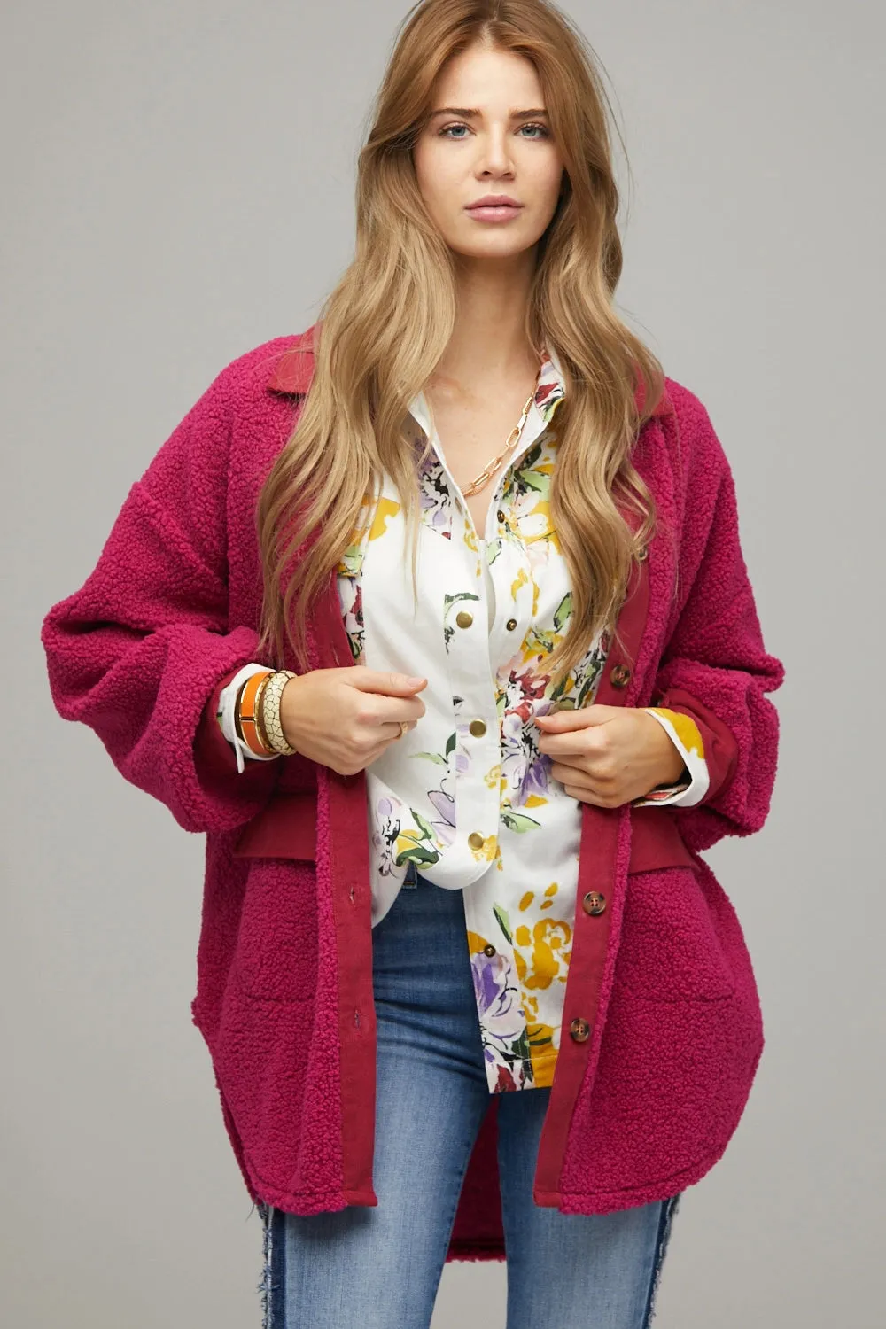 The Boucle Long Shacket - Berry - PLUS